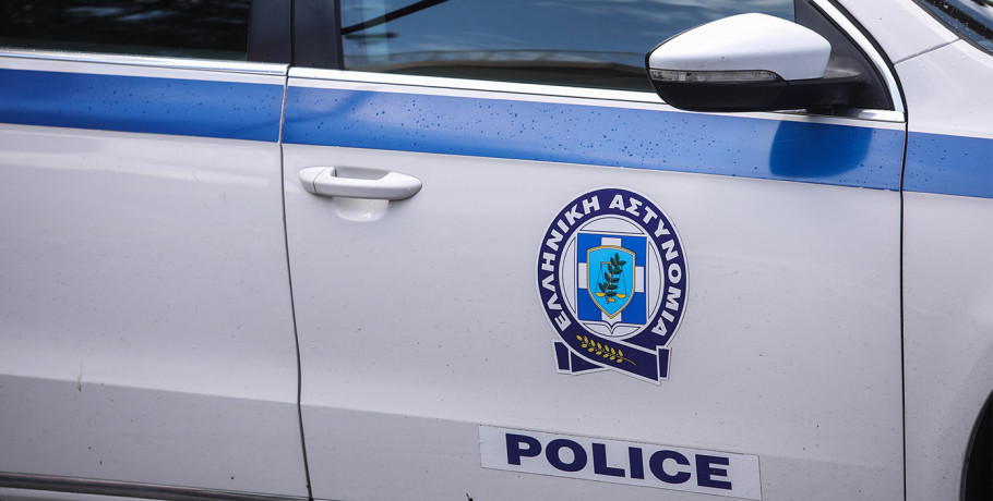Άμεσα συνελήφθησαν 3 άτομα που προσπάθησαν να εξαπατήσουν ηλικιωμένο στην Πέλλα