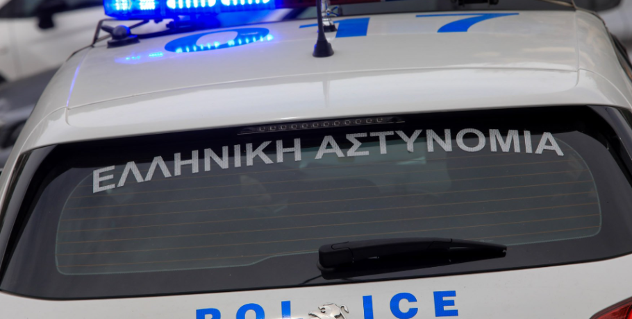 Ανήλικοι Ρομά με αρχηγό 7χρονο μπαίνουν σε καφέ και αρπάζουν τις εισπράξεις