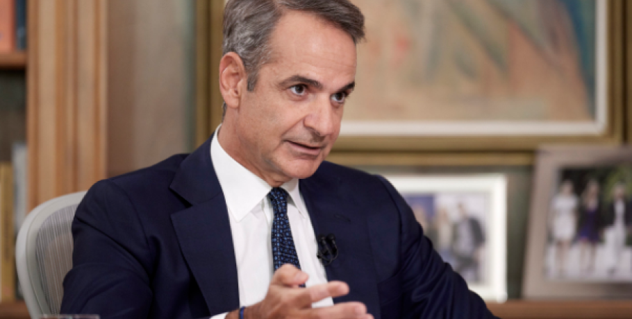 Μητσοτάκης στο Bloomberg: Στόχος η αυτοδυναμία – Από την 1η Ιανουαρίου οι Έλληνες θα δουν αύξηση στα εισοδήματά τους