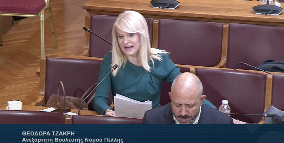 Θεοδώρα Τζάκρη: «Καταρρέει η κτηνοτροφία: Απόλυτη αποτυχία στην αντιμετώπιση της ευλογιάς»