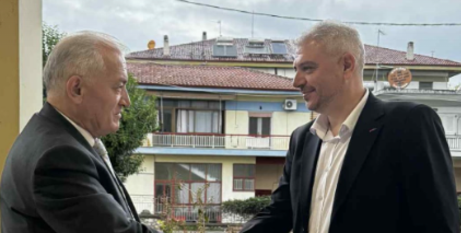 Συνάντηση του Δημάρχου Αλμωπίας Νίκου Παρούτογλου με τον Πρόεδρο της ΚΕΔΕ στο Ξενιτίδειο Πνευματικό Κέντρο Αριδαίας