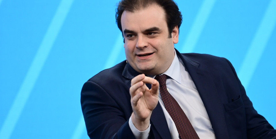 Κ.Πιερρακάκης: «Απάντηση στην ακρίβεια η αύξηση εισοδημάτων»