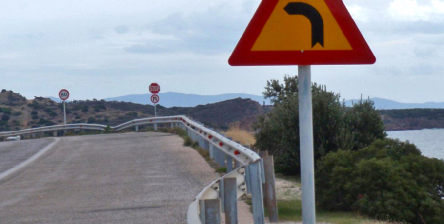 Εργασίες τοποθέτησης πινακίδων στην Εθνική Οδό 2 Θεσσαλονίκης – Έδεσσας