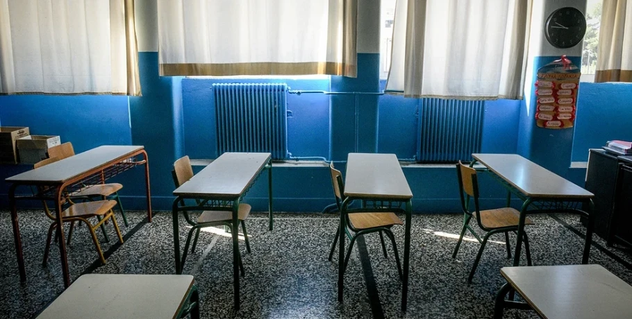 Απελπισμένοι οι γονείς μαθητών με χρόνιες παθήσεις λόγω έλλειψης σχολικών νοσηλευτών – «Είναι μεγάλο το πρόβλημα που αντιμετωπίζουμε»