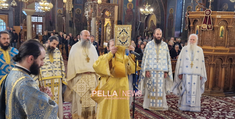 Πανηγυρίζει σήμερα ο Καθεδρικός Ιερός Ναός της Αγίας Σκέπης στην Έδεσσα