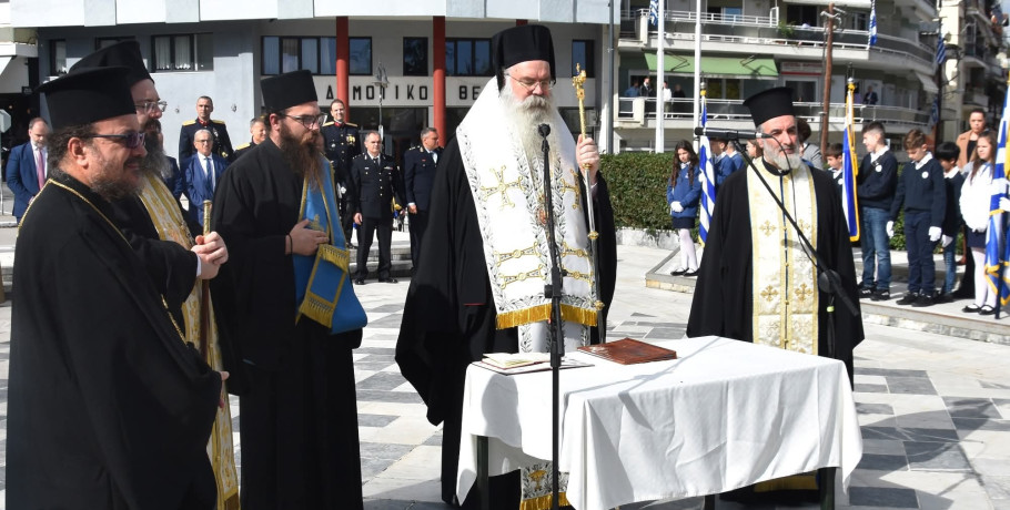 Με λαμπρότητα οι εκδηλώσεις για την Επέτειο της 28ης Οκτωβρίου 1940 στη Νάουσα