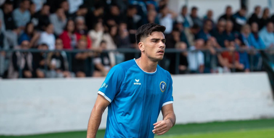 Ο Ραφαήλ Πέττας οδηγεί τη Νίκη Βόλου στην κορυφή της Super League 2