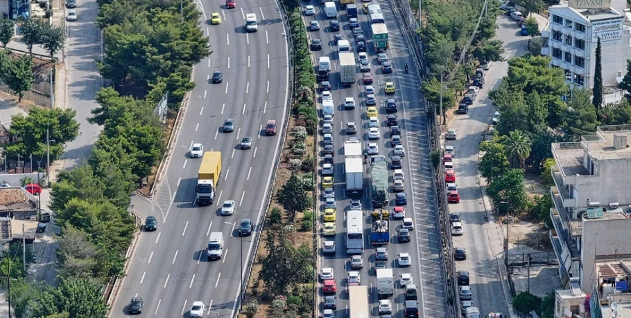 Με ανασφάλιστα οχήματα και απλήρωτα τέλη εταιρείες ενοικίασης αυτοκινήτων – Πώς πιάστηκαν στην παγίδα των ηλεκτρονικών διασταυρώσεων
