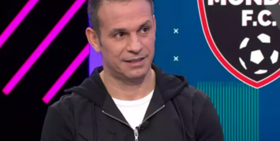 Ντέμης: «Ο ΠΑΟΚ ήξερε τι ήθελε να κάνει μέσα στο γήπεδο, κυρίαρχος ο Μεϊτέ στο κεντρο - Η ΑΕΚ δεν είναι καλά»