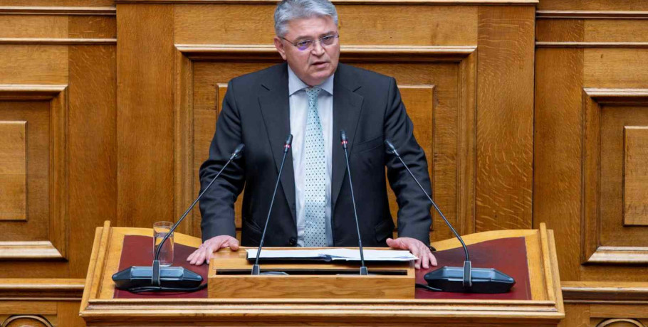 Νατσιός:Η κυβέρνηση σπέρνει φόβο και υποτέλεια