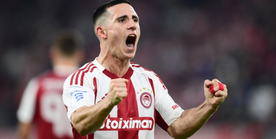 Ολυμπιακός – Αρης 2-1: Νίκη – κορυφή με τις μεταγραφές του και δέκα παίκτες!