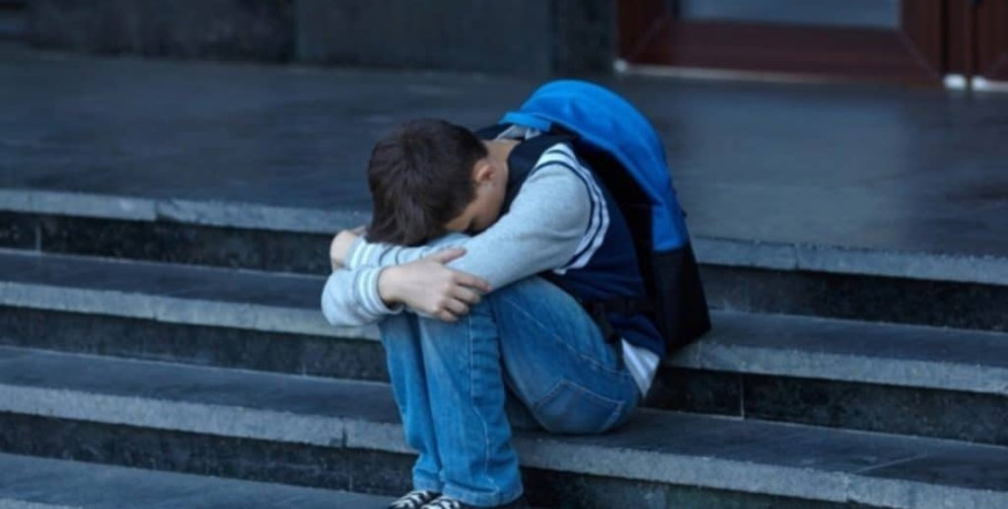 Μοσχάτο: Πατέρας περιγράφει τις δραματικές στιγμές του 13χρονου γιου του, μετά την επίθεση από 6 ανηλίκους