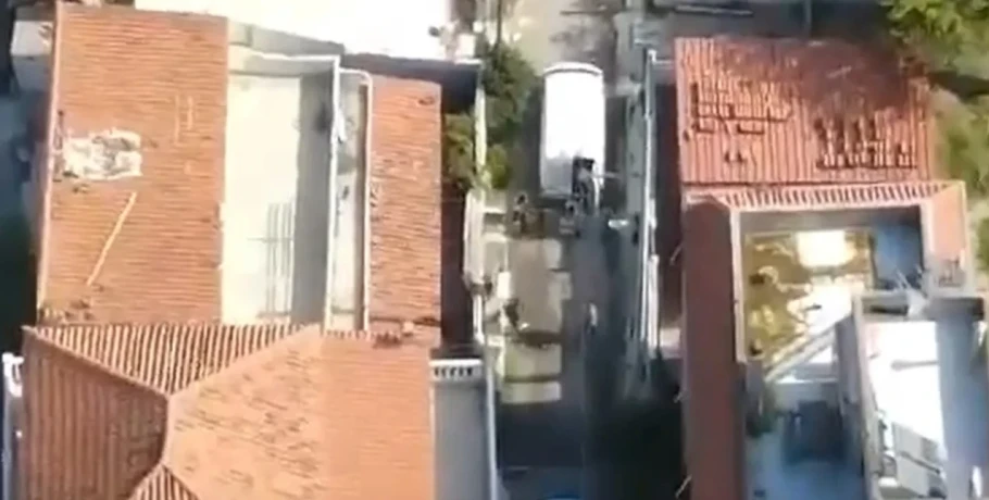 Έφοδος της ΕΛ.ΑΣ. σε σπίτια-«καταστήματα» ναρκωτικών στα Άνω Λιόσια -6 συλλήψεις