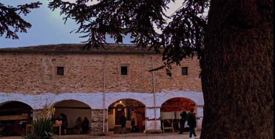 Πανηγυρίζει η Ιερά Μονή Αρχαγγέλου Μιχαήλ στον Αρχάγγελο Αλμωπίας