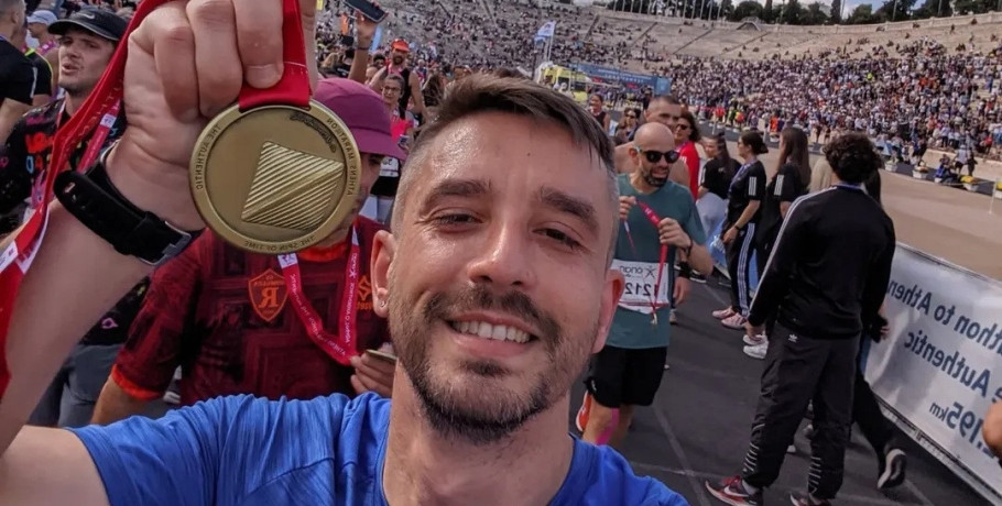 Ο Νίκος Κουμπούλης για τον 5ο επιτυχημένο τερματισμό του στον Αυθεντικό Μαραθώνιο Αθήνας