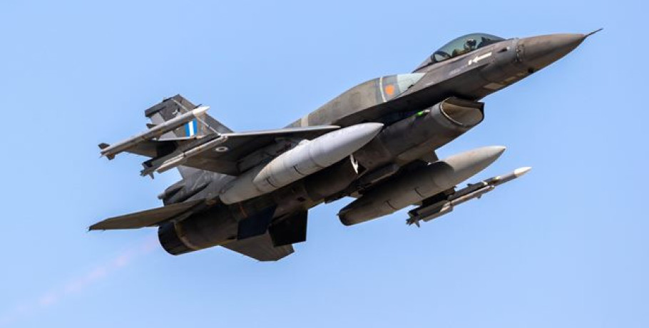 Γιαννιτσά - Δράση της Πολεμικής Αεροπορίας -Χαμηλή πτήση F16 πάνω από την πλ. Γκ. Γιώτα