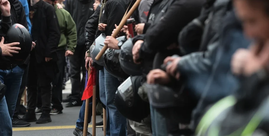 Πανεκπαιδευτικό συλλαλητήριο στα Προπύλαια σήμερα