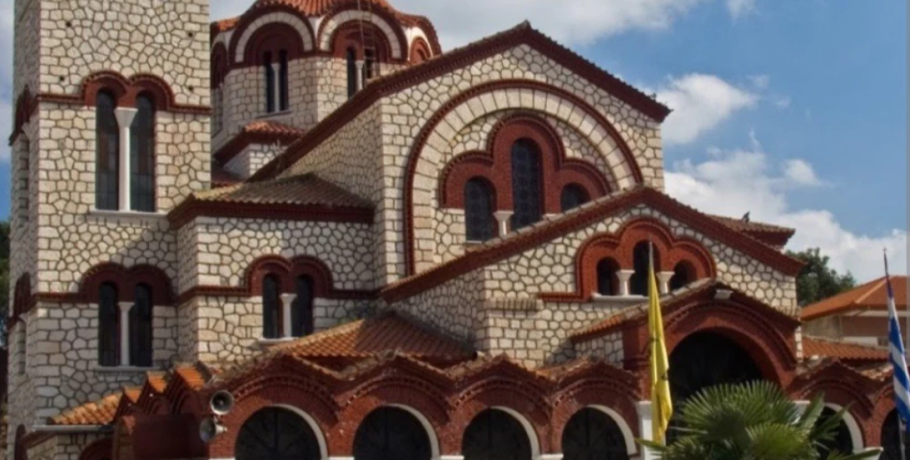 Κουμπαράς Αγάπης από το Γεύμα Αγάπης «Επιούσιος Άρτος»