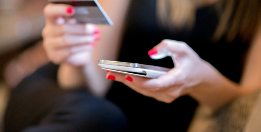 IRIS: Από 1 Δεκεμβρίου οι πληρωμές στις λιανικές συναλλαγές B2C