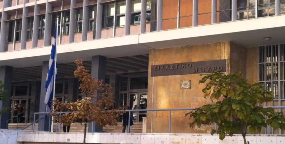 Θεσσαλονίκη: Τριετής φυλάκιση σε καθηγητή μέσης εκπαίδευσης για παιδική πορνογραφία