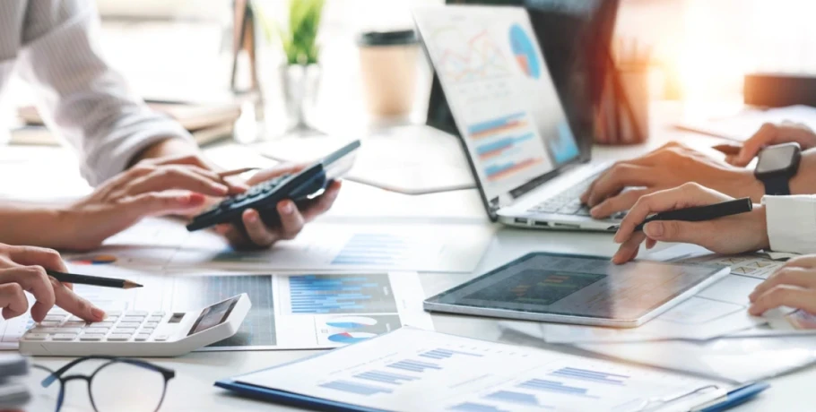 Πρεμιέρα σήμερα 6/11 για το νέο πρόγραμμα επαγγελματικής εμπειρίας με μισθό 704 ευρώ/μήνα