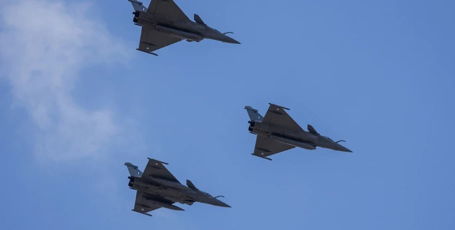 Ελληνικά και γαλλικά Rafale «αλωνίζουν» αυτές τις ημέρες στο Αιγαίο: Ποια τα στρατηγικά κέρδη για τη χώρα μας και τις Ένοπλες Δυνάμεις