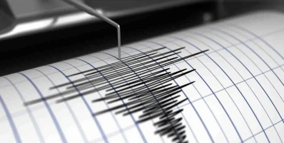 Ινδονησία: Ισχυρός σεισμός 6,6 Ρίχτερ πλήττει την περιοχή κοντά στη Σουμάτρα