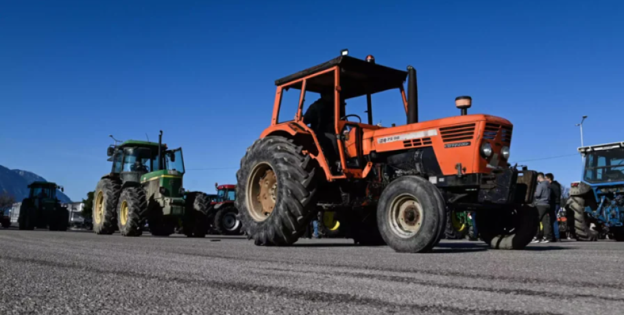 Αγρότες-Νίκαια: Σκέψεις για μπλόκα ακόμη και από 30 Νοεμβρίου – Στο τραπέζι η πρόταση για αποκλεισμούς λιμανιών