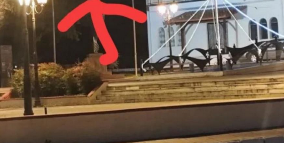 Χριστός Ανέστη! Ηλεκτρολόγος στα Γιαννιτσά μπέρδεψε τα λαμπάκια και συνέδεσε τα πασχαλινά