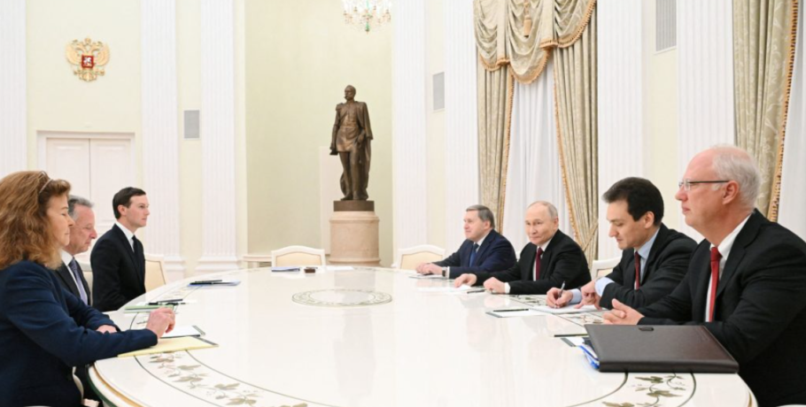 Ξεκίνησε η κρίσιμη συνάντηση Πούτιν με Γουίτκοφ και Κούσνερ – Η φωτογραφία που διέρρευσε το Κρεμλίνο