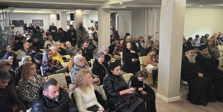 ΙΝ Αγίου Γεωργίου Γιαννιτσών:Χριστουγεννιάτικη γιορτή κατηχητικών σχολείων..Μήνυμα πίστης και χαράς από τα παιδιά