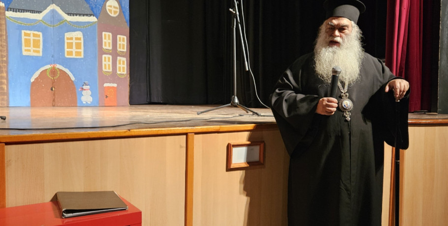 Μητροπολίτης Δημήτριος: «Χριστός ετέχθη!» «Αληθώς ετέχθη ο Κύριος!»