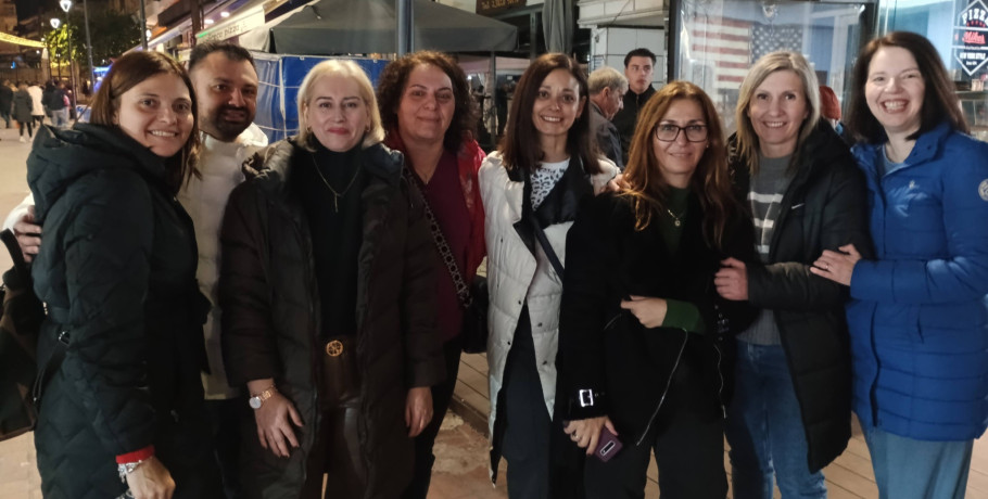 Γιαννιτσά: Έστειλε με επιτυχία τον παραδοσιακό... "πύραυλο" διασκέδασης στο "διάστημα"!  (φώτος και video)