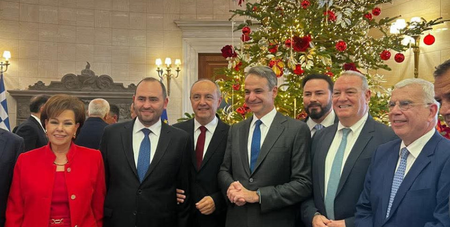 Στο Μέγαρο Μαξίμου ο Λάκης Βασιλειάδης στο καθιερωμένο προεορταστικό κάλεσμα του Πρωθυπουργού