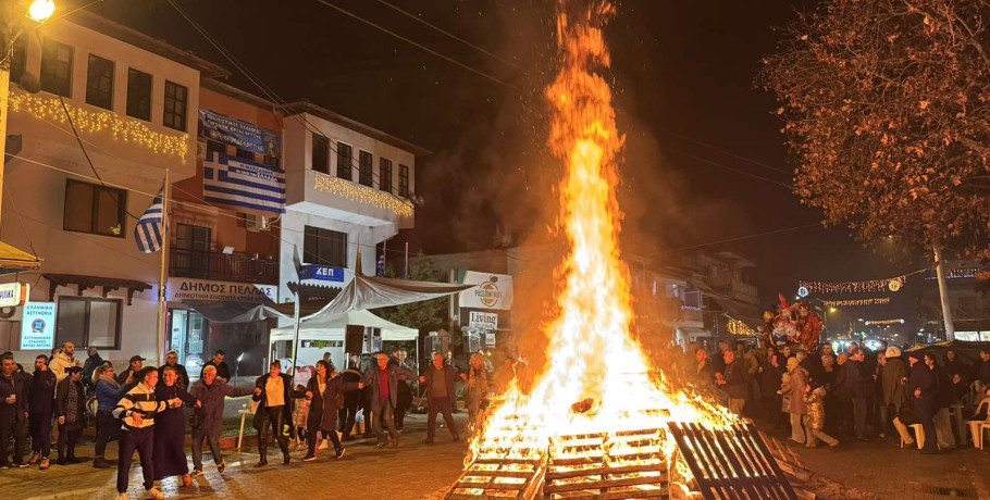 Αναβίωσε το έθιμο «Κόλιντα Μπάμπω» στο Δήμο Πέλλας με τον επίσημο εορτασμό του στην Κρύα Βρύση