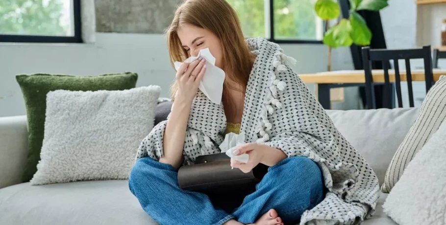 Οι γιατροί προειδοποιούν για την αύξηση κρουσμάτων «σούπερ γρίπης», ποια συμπτώματα δεν πρέπει να αγνοήσετε