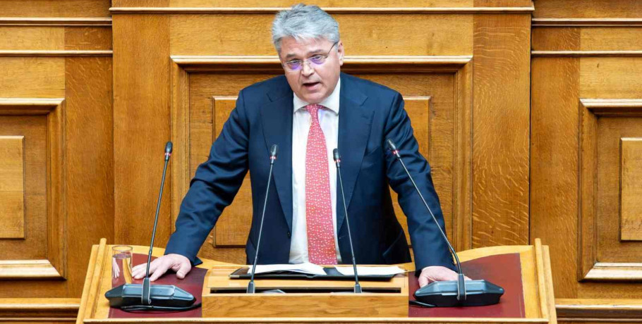 Νατσιός: «Μιλάτε για “εξορθολογισμό” και σκορπάτε παντού το χάος»