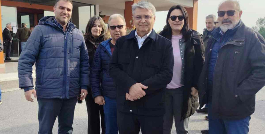 Νατσιός από μπλόκο αγροτών στις Σέρρες: «Η εξαφάνιση του πρωτογενούς τομέα αποτελεί εθνική απειλή»