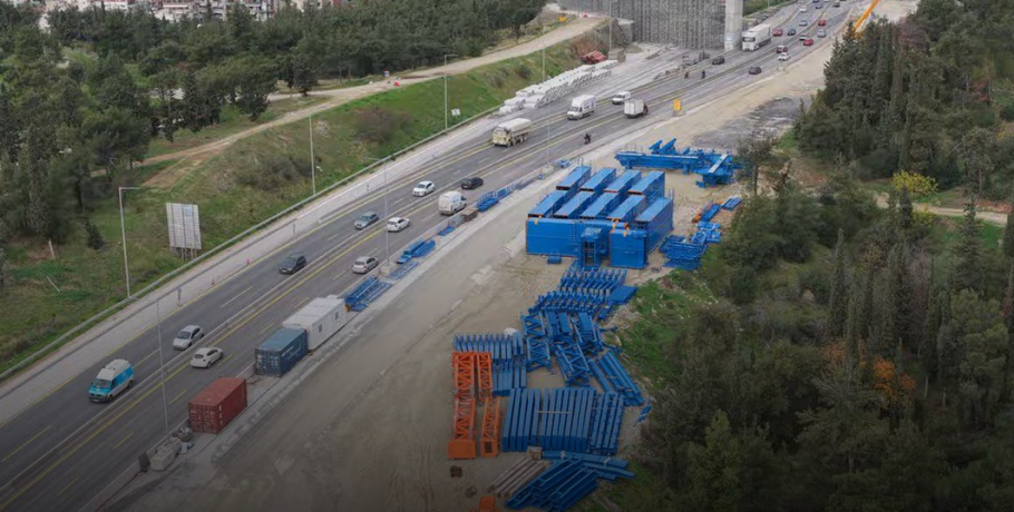 FlyOver: Σηκώνεται το μπλε καλούπι – Διπλασιασμός του όγκου εκτέλεσης των εργασιών