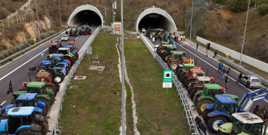 Αγρότες: Άνοιξαν οι σήραγγες των Τεμπών – Τα επόμενα βήματα πριν τα Χριστούγεννα