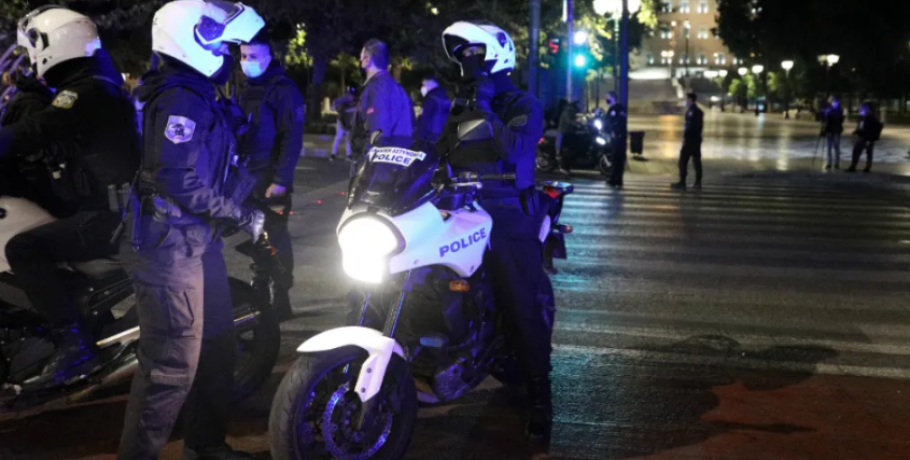 ΕΛ.ΑΣ.: Σύλληψη οδηγού που επιχείρησε να τραβήξει πιστόλι