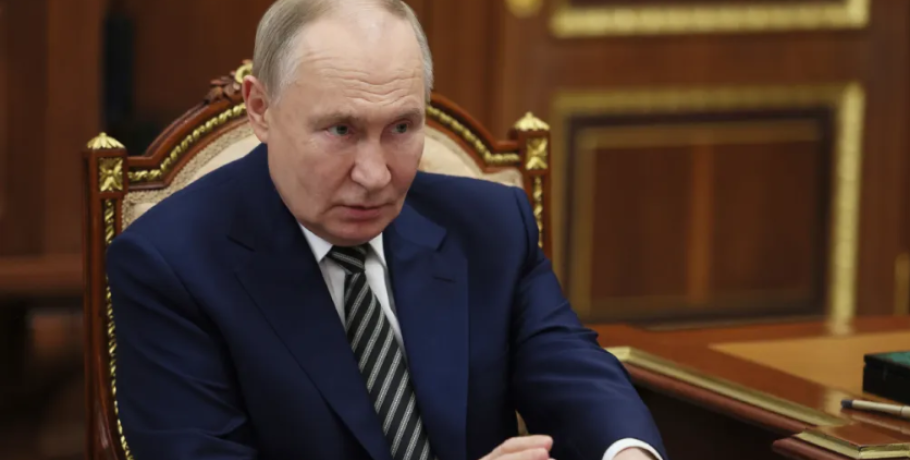 Πούτιν: Εάν όχι ειρηνικά, τότε διά της βίας...