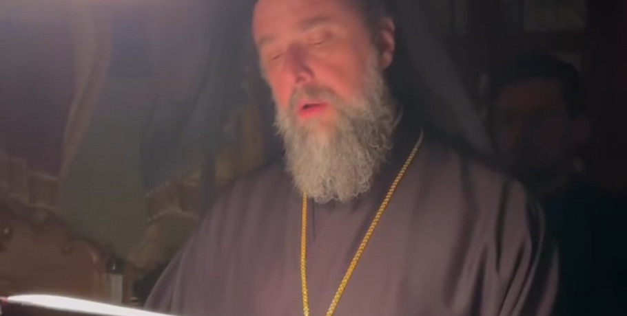 Ο Σεβασμιώτατος Μητροπολίτης Θεσσαλονίκης Φιλόθεος στην Ιερά Μονή Σίμωνος Πέτρας — Μια Πνευματική Συνάντηση με την Ψαλμωδία της Αγάπης