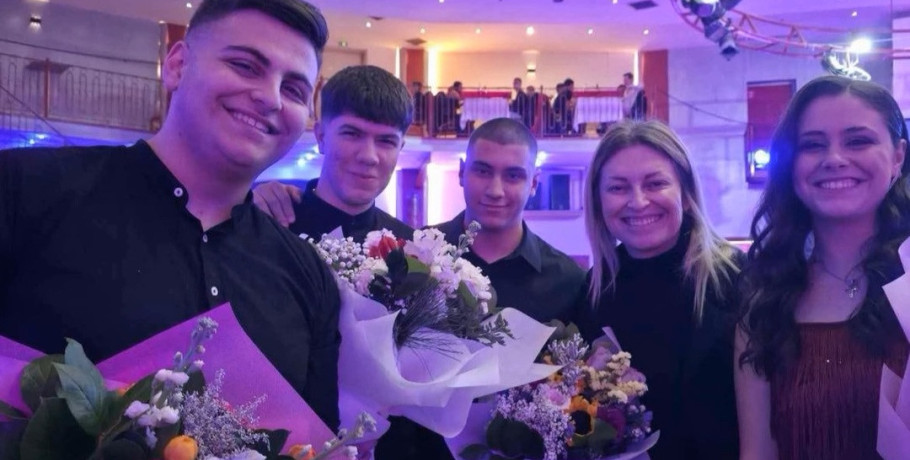 Λαμπερός ο ετήσιος χορός του ΓΕΛ Σκύδρας – Παρούσα η Μαρία Παπαδοπούλου