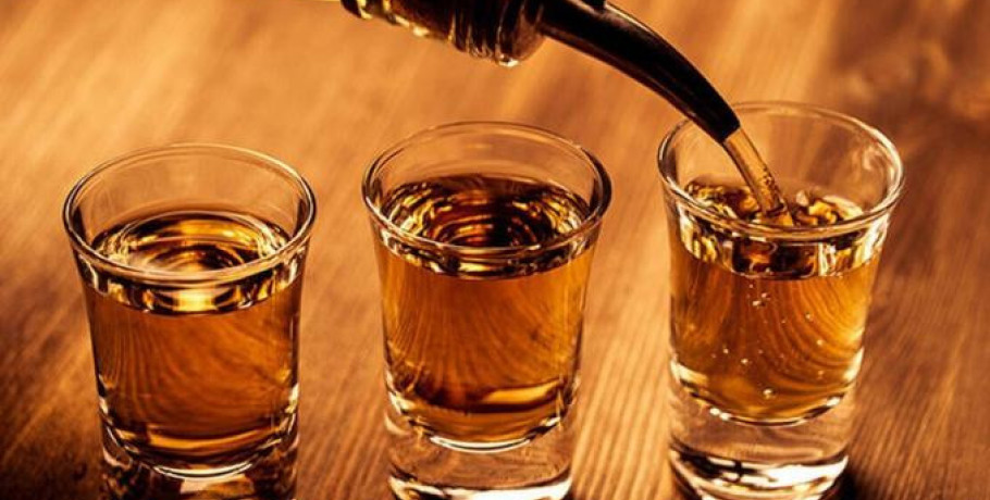 Ρέθυμνο: Στο νοσοκομείο 15χρονη λόγω κατανάλωσης αλκοόλ - Χειροπέδες σε υπεύθυνο καταστήματος