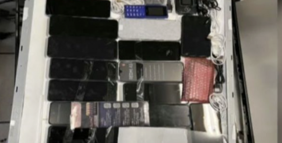 Φυλακές Μαλανδρίνου: «Κατάστημα κινητής τηλεφωνίας» κρυμμένο σε τηλεόραση - Δύο συλλήψεις