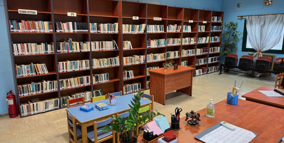 Επαναλειτουργία της Δημοτικής Βιβλιοθήκης Κρύας Βρύσης σε έναν πλήρως ανακαινισμένο χώρο