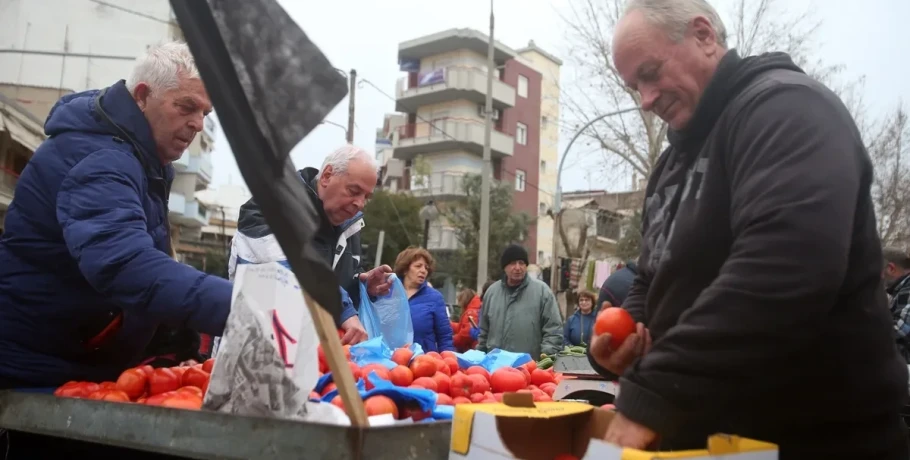 Χωρίς λαϊκές αγορές επ'αόριστον η χώρα - Μηχανοκίνητη πορεία στη Θεσσαλονίκη