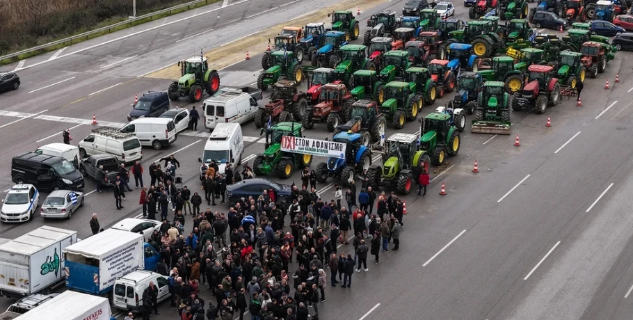 Ναι στον διάλογο με ανοιχτούς δρόμους, λένε οι αγρότες – Η πιθανή ημερομηνία συνάντησης με τον πρωθυπουργό