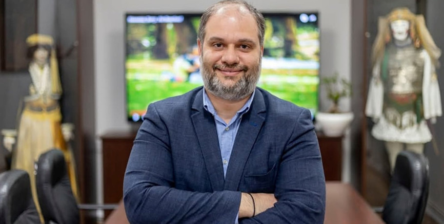 Ο Άγιος Βασίλης στη Νάουσα! 1,4 εκατομμύρια ευρώ για νέες δράσεις και παρεμβάσεις στον Δήμο Νάουσας